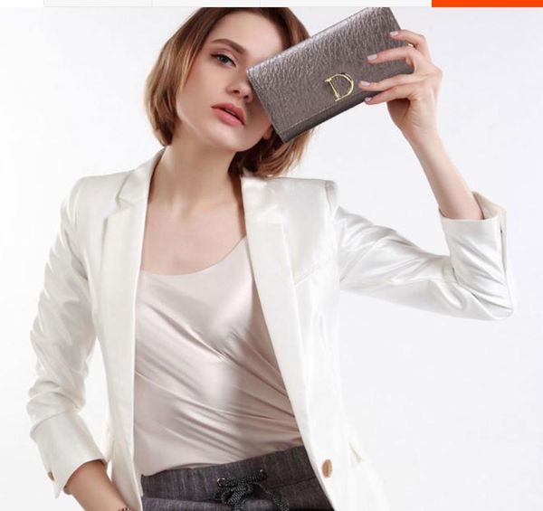 2021 new style fashion women's long wallet, Red;black
2021 new style fashion women's long wallet, Red;black