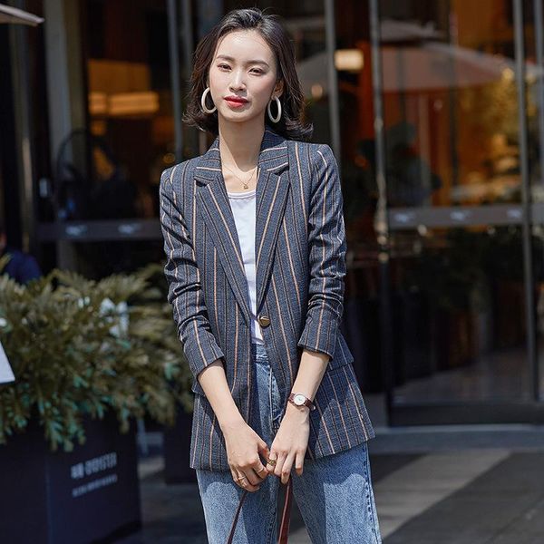 stripe blazer women 2021 elegant plus size one button blazer female outerwear formal suits autumn winter 2021, White;black
stripe blazer women 2021 elegant plus size one button blazer female outerwear formal suits autumn winter 2021, White;black