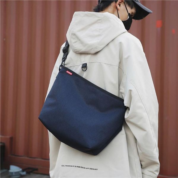 fashion trend couple shoulder bag outdoor large capacity denim messenger bag ladies handbags bolsas feminina mujer sac a main
fashion trend couple shoulder bag outdoor large capacity denim messenger bag ladies handbags bolsas feminina mujer sac a main