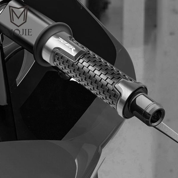 7/8" 22mm motorcycle handlebar hand grips handle for tiger 1050/sport tiger 1200 explorer 800 xc/xcx/xr/xrx
7/8" 22mm motorcycle handlebar hand grips handle for tiger 1050/sport tiger 1200 explorer 800 xc/xcx/xr/xrx