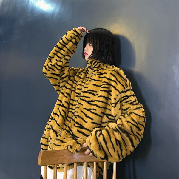 2021 harajuku winter the vintage tiger fur coat stripes great dimensions jake lovers of warm hip hop casual men outerwear yhgc, Black
2021 harajuku winter the vintage tiger fur coat stripes great dimensions jake lovers of warm hip hop casual men outerwear yhgc, Black