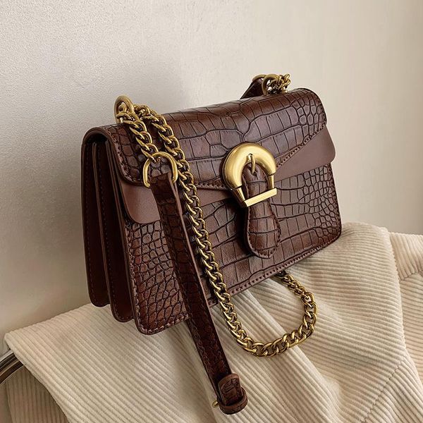 сумка crocodile pattern квадратный crossbody 2021 новый высококачественный pu кожаный женский дизайнерская сумка цепь плечевой мешок
сумка crocodile pattern квадратный crossbody 2021 новый высококачественный pu кожаный женский дизайнерская сумка цепь плечевой мешок