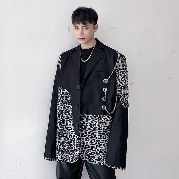 2020 men splice leopard iron chain blazer men's jacket streetwear hip suit stage coat clothes hein, White;black
2020 men splice leopard iron chain blazer men's jacket streetwear hip suit stage coat clothes hein, White;black