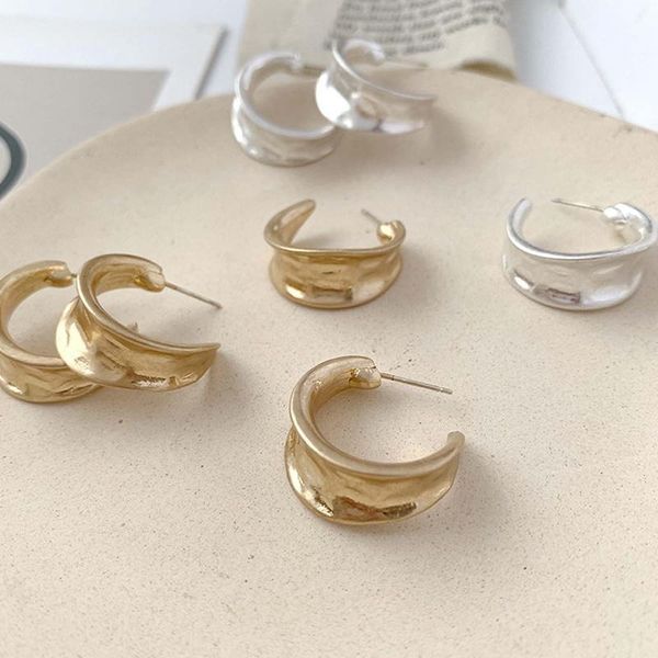 hoop & huggie 2021 golden color twisted earrings minimalist geometric statment big round circle for women india jewelry gifts, Golden;silver
hoop & huggie 2021 golden color twisted earrings minimalist geometric statment big round circle for women india jewelry gifts, Golden;silver