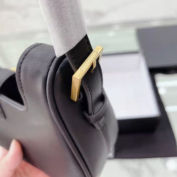 2022luxury designers handbags shoulder bags fashion bags highquality leather vintage women bag designerbag shoppingb
2022luxury designers handbags shoulder bags fashion bags highquality leather vintage women bag designerbag shoppingb