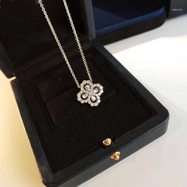 pendant necklaces necklace clover 925 sterling silver flower pattern for women's high jewelry christmas party gift11
pendant necklaces necklace clover 925 sterling silver flower pattern for women's high jewelry christmas party gift11