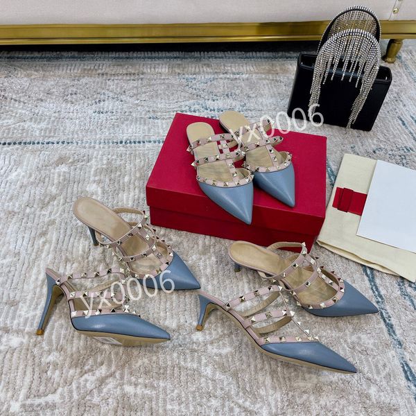 2022 new women's short casual 35-42 shoes luxury increased classic leather non-slip fashion design yh211210, Red;white
2022 new women's short casual 35-42 shoes luxury increased classic leather non-slip fashion design yh211210, Red;white