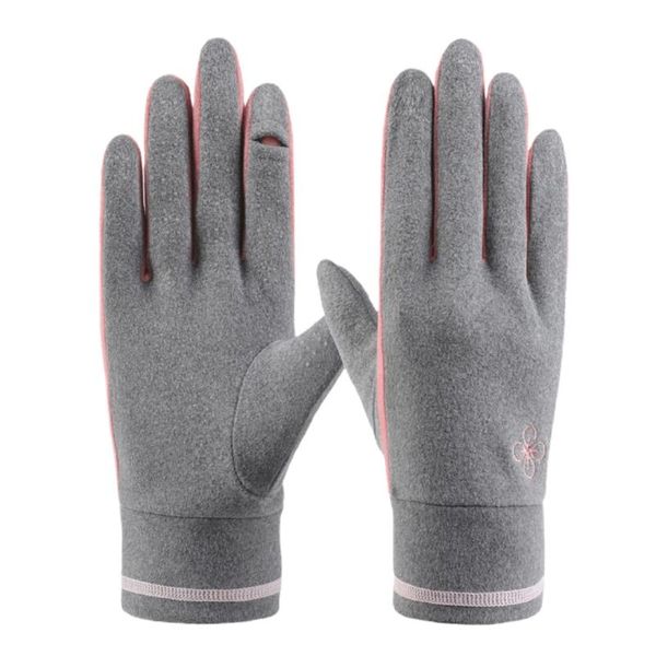 women winter warm touch screen gloves fingertip flip cover floral embroidery outdoor driving windproof non-slip mittens, Blue;gray
women winter warm touch screen gloves fingertip flip cover floral embroidery outdoor driving windproof non-slip mittens, Blue;gray