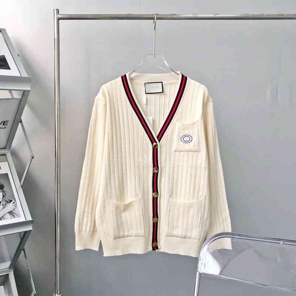 fashion gu + early autumn catwalk cardigan little woman full of breath, soft and glutinous feel, White
fashion gu + early autumn catwalk cardigan little woman full of breath, soft and glutinous feel, White
