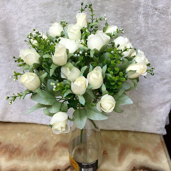 silk roses wedding bride holding fake flowers bouquet for home garden decoration silk artificial flowers 10 heads/1 bundle
silk roses wedding bride holding fake flowers bouquet for home garden decoration silk artificial flowers 10 heads/1 bundle