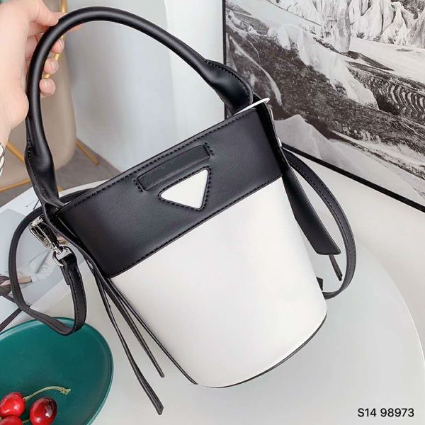 women designer's handbag crossbody bags fashion buckets shoulder bags small contrast color pd20092904
women designer's handbag crossbody bags fashion buckets shoulder bags small contrast color pd20092904
