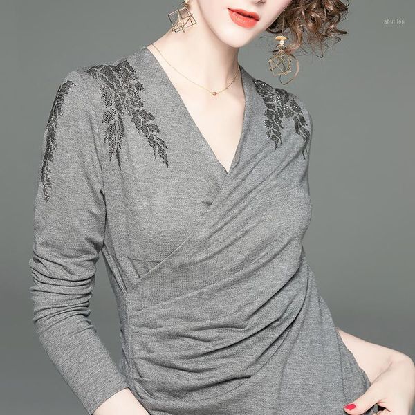 women's t-shirt 2021 spring v-neck tshirts lady diamond-encrusted slim shirt long-sleeve bottom tshirt women1, White 
women's t-shirt 2021 spring v-neck tshirts lady diamond-encrusted slim shirt long-sleeve bottom tshirt women1, White