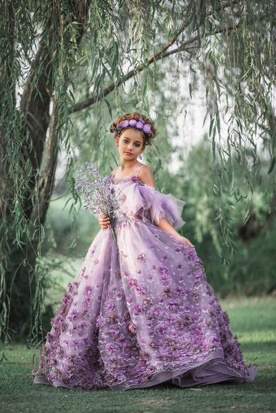 purple flower girl dresses for wedding spaghetti straps 3d floral appliqued little kids pageant gowns a line vestidos de desfile, White;red 
purple flower girl dresses for wedding spaghetti straps 3d floral appliqued little kids pageant gowns a line vestidos de desfile, White;red