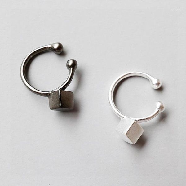 charm 925 silver black color matte ear clip hoop square buckle loop earrings for women design fashion jewelry 1pair1, Golden
charm 925 silver black color matte ear clip hoop square buckle loop earrings for women design fashion jewelry 1pair1, Golden