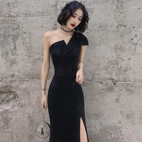 black sequined one shoulder evening party dress gown women high split asmmetrical maxi dresses sleeveless long prom dress1, Red
black sequined one shoulder evening party dress gown women high split asmmetrical maxi dresses sleeveless long prom dress1, Red