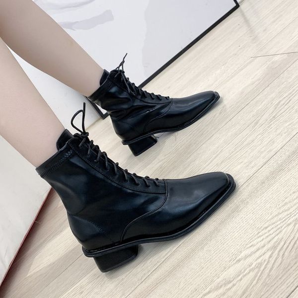 2021 new winter autumn high-quality leather pointed toe lace female anti-slip fashion to wear boots lz6c, Black
2021 new winter autumn high-quality leather pointed toe lace female anti-slip fashion to wear boots lz6c, Black