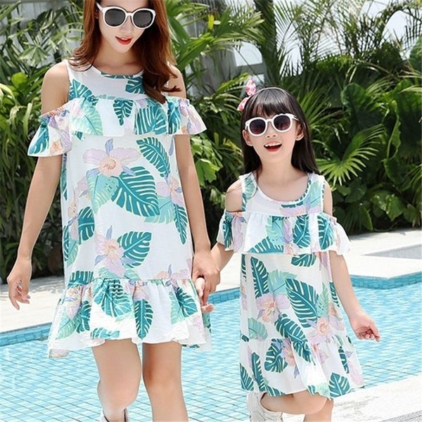 summer mother daughter new bohemia cotton ruffle dresses family matching women girls cute dress vestidos h0846 y200713, Blue
summer mother daughter new bohemia cotton ruffle dresses family matching women girls cute dress vestidos h0846 y200713, Blue