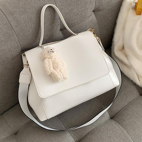 simplicity large capacity small bag 2020 new fashion all-match shoulder bag internet celebrity hand-carrying messenger women
simplicity large capacity small bag 2020 new fashion all-match shoulder bag internet celebrity hand-carrying messenger women