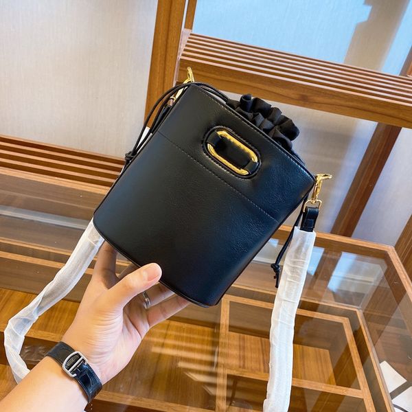 2021 women mini bucket bags solid black string bucket bag crossbody bags new arrival purses women shoulder bag cl21011202
2021 women mini bucket bags solid black string bucket bag crossbody bags new arrival purses women shoulder bag cl21011202