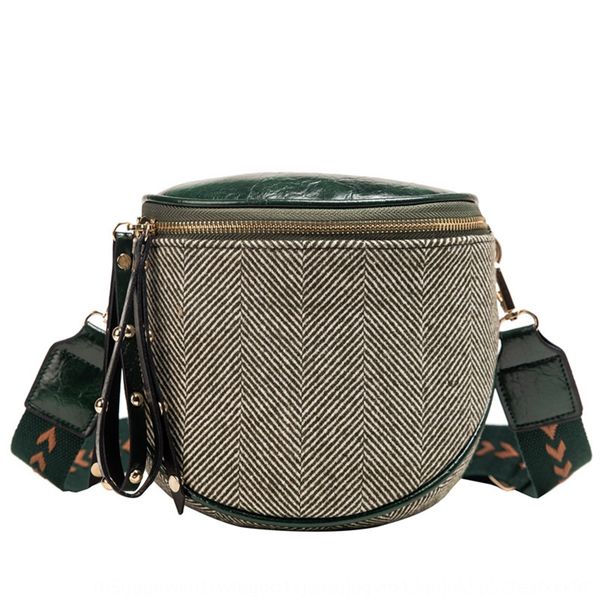 ultra fire frosted messenger women's 2019 new korean versatile fashion bucket bag postman package postman packageone shoulder broadband
ultra fire frosted messenger women's 2019 new korean versatile fashion bucket bag postman package postman packageone shoulder broadband