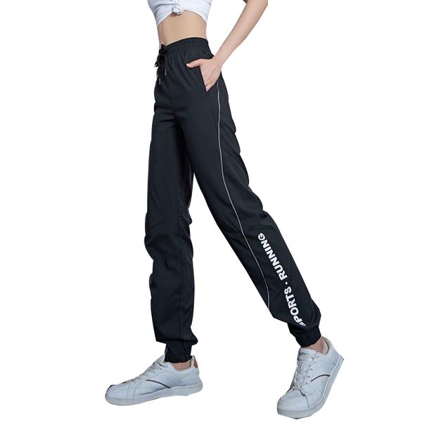 2021 new women jogger letter print pant plus size female loose sportwear fall pants lkvg, Black;white
2021 new women jogger letter print pant plus size female loose sportwear fall pants lkvg, Black;white