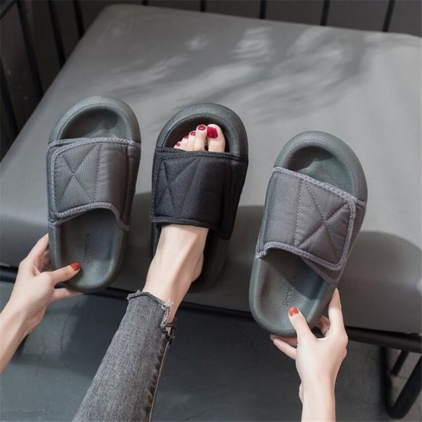 women's slippers couple beach canvas slipper shoes woman couple black grey casual wide feet flip flops shoes women y200423
women's slippers couple beach canvas slipper shoes woman couple black grey casual wide feet flip flops shoes women y200423