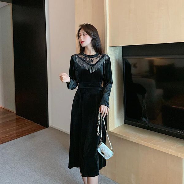 european temperament of early autumn the new black dress version of cultivate one's morality show thin gauze tassel splicing vel, Black;gray
european temperament of early autumn the new black dress version of cultivate one's morality show thin gauze tassel splicing vel, Black;gray
