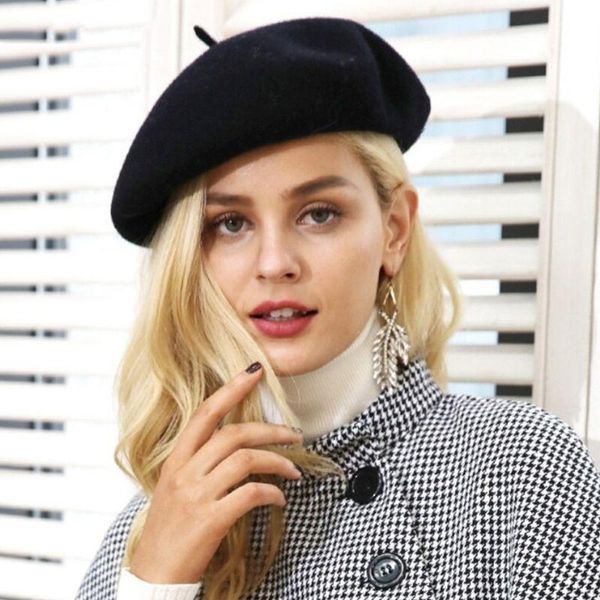 2020 korean women girls vintage beret cap solid color winter warm stretch painter hat faux wool beret cap, Blue;gray
2020 korean women girls vintage beret cap solid color winter warm stretch painter hat faux wool beret cap, Blue;gray