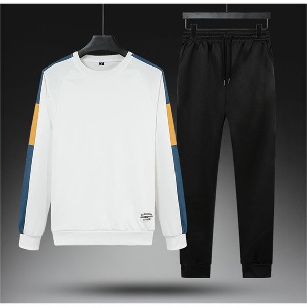 fashion mens tracksuit autumn casual men hoodies sets patchwork sweatshirt sweatpants male sweatsuit sportswear set big size 4xl 201201, Gray
fashion mens tracksuit autumn casual men hoodies sets patchwork sweatshirt sweatpants male sweatsuit sportswear set big size 4xl 201201, Gray