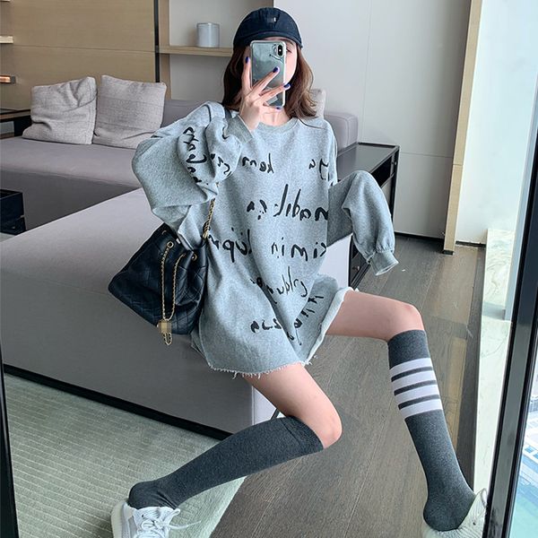 autumn 2020 new korean long sleeve letter loose sweater lazy style, casual pullover women's fashion
autumn 2020 new korean long sleeve letter loose sweater lazy style, casual pullover women's fashion