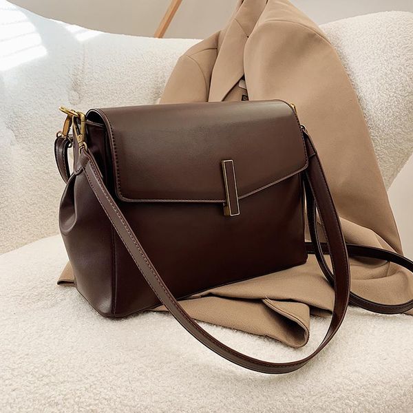 high-end western handbags new fashion cross-body korean large-capacity shoulder square bag underarm bag dual-use width: 27cm
high-end western handbags new fashion cross-body korean large-capacity shoulder square bag underarm bag dual-use width: 27cm