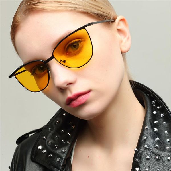 sunglasses products trending 2021 oversize big yellow round women socks brand designer futuristic punk luxury, White;black
sunglasses products trending 2021 oversize big yellow round women socks brand designer futuristic punk luxury, White;black