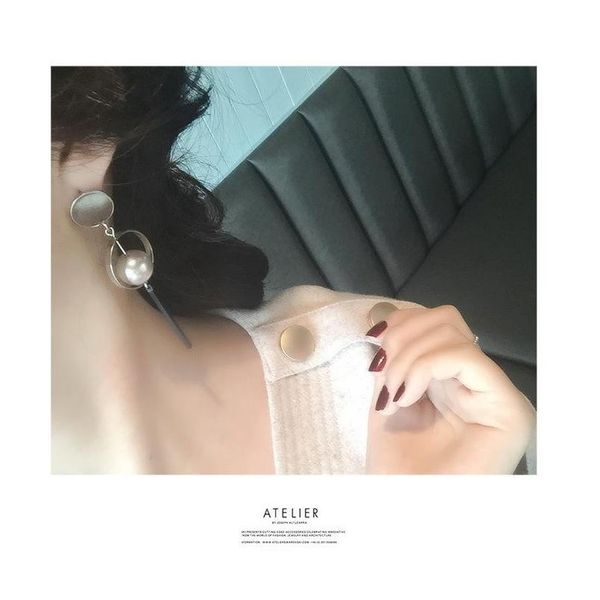 europe and the united states exaggerated three - nsional geometric retro temperament hollow ring pearl earrin sqcglj homes2007, Silver
europe and the united states exaggerated three - nsional geometric retro temperament hollow ring pearl earrin sqcglj homes2007, Silver