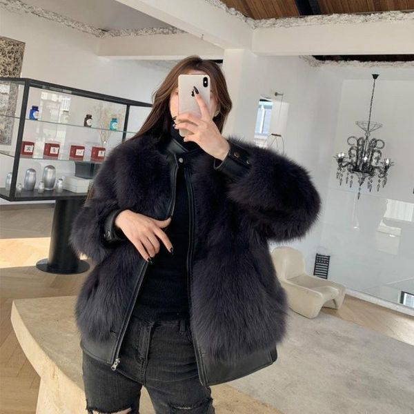 2021 women autumn winter casual imitation fur outerwear female loose long sleeve short coat female elegant solid jacket e2591, Black
2021 women autumn winter casual imitation fur outerwear female loose long sleeve short coat female elegant solid jacket e2591, Black