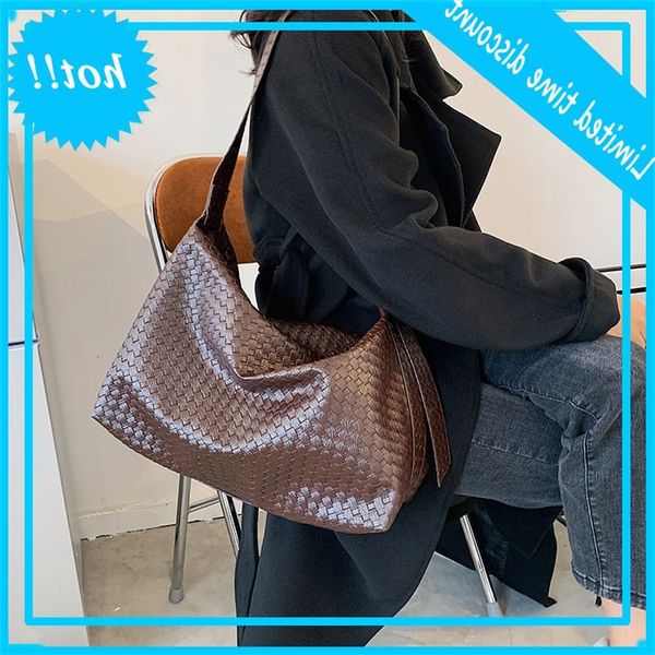 women 2020 new autumn and winter fashion net red soft skin popular large capacity single shoulder underarm bag
women 2020 new autumn and winter fashion net red soft skin popular large capacity single shoulder underarm bag
