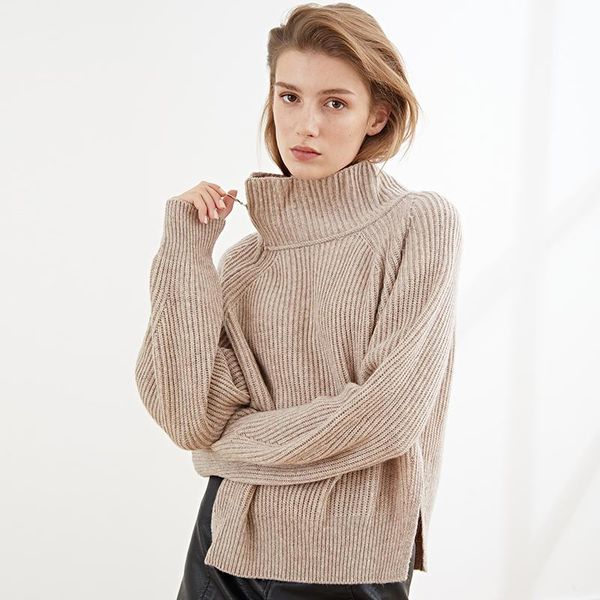 shoulder oblique zipper high neck loose split hem sweater wool knitting is a new fashion women's clothing in winter 2020, White;black
shoulder oblique zipper high neck loose split hem sweater wool knitting is a new fashion women's clothing in winter 2020, White;black