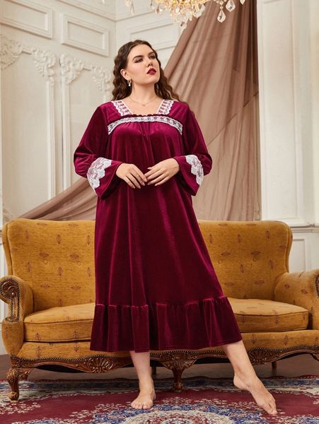 plus lace panel flounce sleeve ruffle hem velvet nightdress s9wp#, Black;white 
plus lace panel flounce sleeve ruffle hem velvet nightdress s9wp#, Black;white