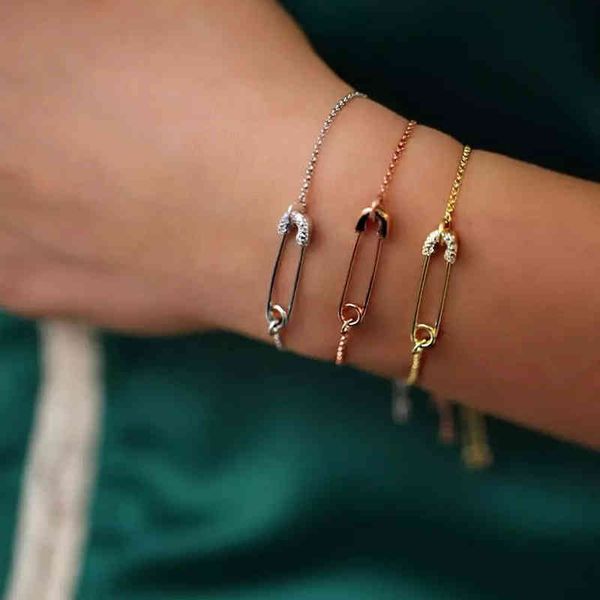 real 925 sterling silver delicate personalized jewelry micro paved sparking cz safety pin charm chain bracelets for womens gifts, Golden;silver
real 925 sterling silver delicate personalized jewelry micro paved sparking cz safety pin charm chain bracelets for womens gifts, Golden;silver