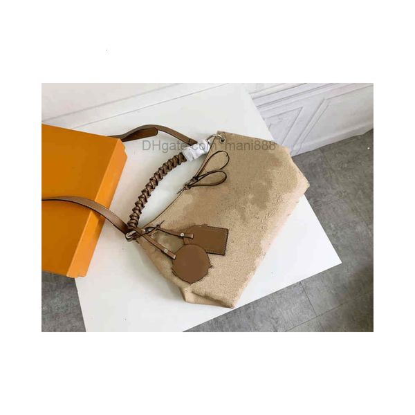 m56084 m56073 leather multi pochette crossbody bag fashion shoulder hand bags ship
m56084 m56073 leather multi pochette crossbody bag fashion shoulder hand bags ship