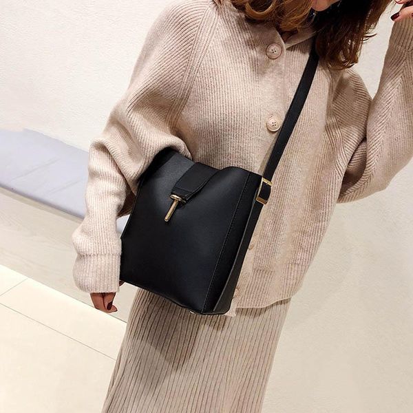 1 набор женщины леди плеча crossbody сумка большая емкость pu моды с небольшим мешком нового
1 набор женщины леди плеча crossbody сумка большая емкость pu моды с небольшим мешком нового