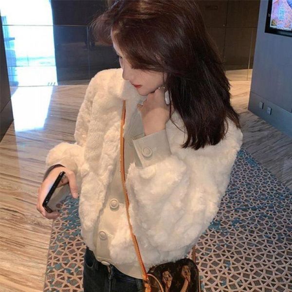 women thick warm fur teddy coat 2021 fashion vintage temperament turndown collar parker female outerwear chic overcoat y791, Black
women thick warm fur teddy coat 2021 fashion vintage temperament turndown collar parker female outerwear chic overcoat y791, Black