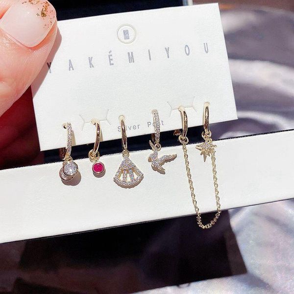 dangle & chandelier migga 6pcs cubic zirconia earrings pack gold color sector bird pendant drop for women, Silver
dangle & chandelier migga 6pcs cubic zirconia earrings pack gold color sector bird pendant drop for women, Silver