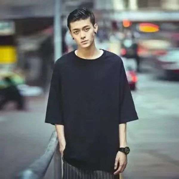 summer boys' 5-sleeve korean round neck 7-point t-shirt trend men's wear bottom shirt loose solid color clothes, White;black
summer boys' 5-sleeve korean round neck 7-point t-shirt trend men's wear bottom shirt loose solid color clothes, White;black