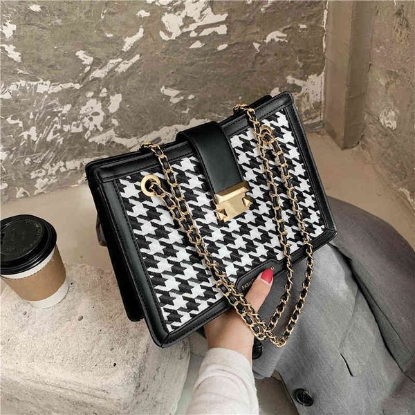75% off handbag factory store on autumn small women's chain square versatile one shoulder messenger
75% off handbag factory store on autumn small women's chain square versatile one shoulder messenger