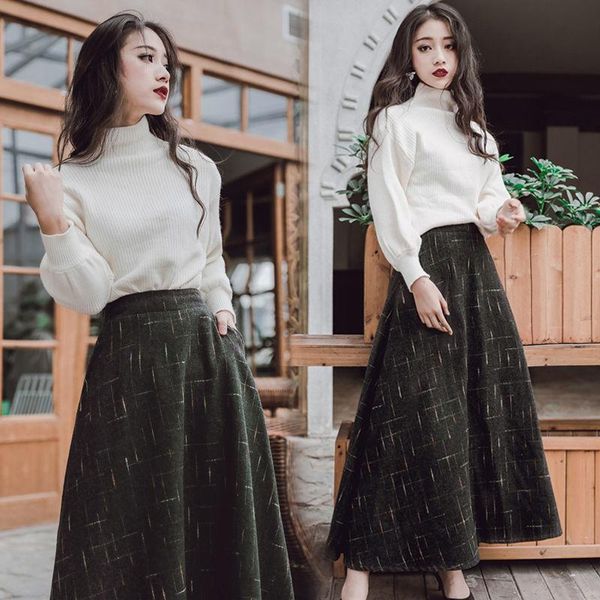women 2021 autumn winter new long sleeve turtleneck knitted sweater +vintage wool maxi skirt two piece elegant skirt set c454, Gray
women 2021 autumn winter new long sleeve turtleneck knitted sweater +vintage wool maxi skirt two piece elegant skirt set c454, Gray