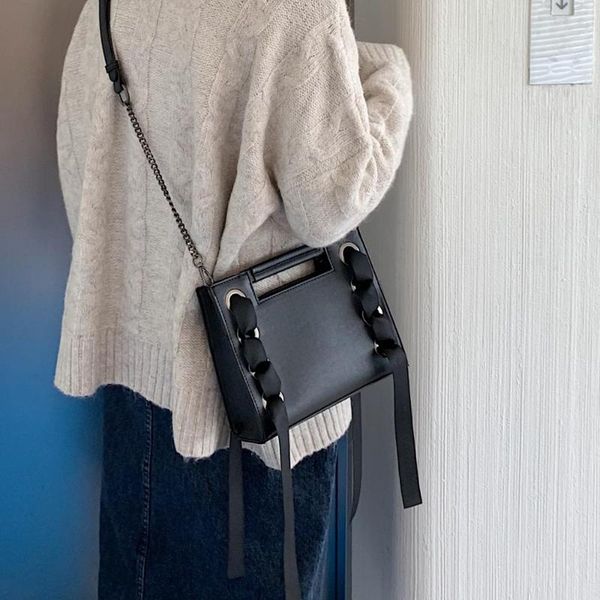 2020 korean version of the new wild single shoulder messenger bag chic fashion chain small square bag
2020 korean version of the new wild single shoulder messenger bag chic fashion chain small square bag