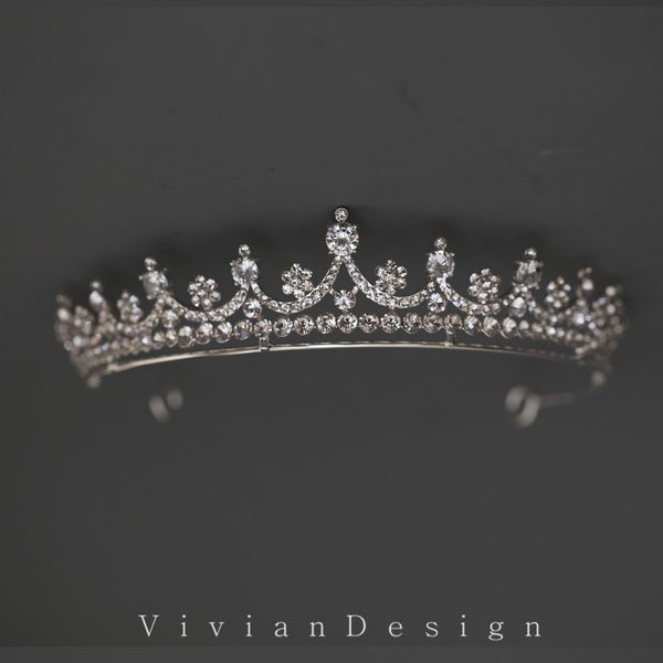 new bridal crown, children's performance headdress, guo biting, star's diamond hair band crown, Silver
new bridal crown, children's performance headdress, guo biting, star's diamond hair band crown, Silver