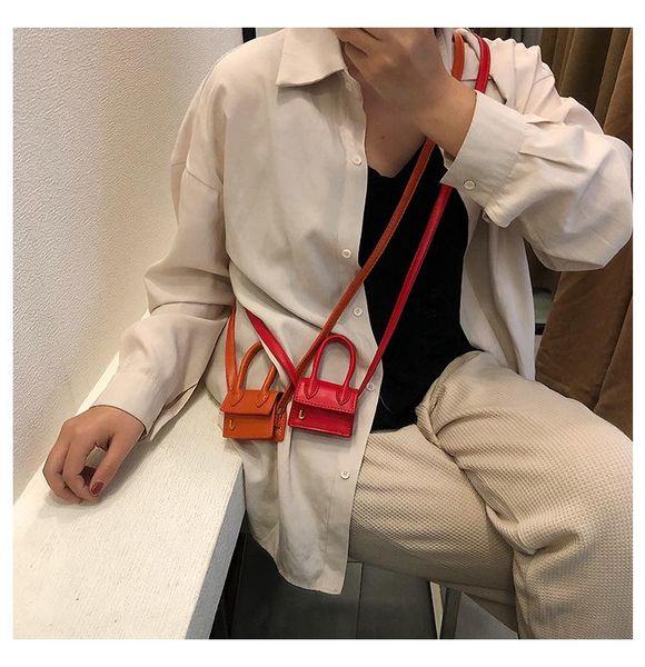 марка конструктор сплошной сумка мода новая горячая мини crossbody сумка tote vintage сумка сумка кошелек сцепление сумка hot new
марка конструктор сплошной сумка мода новая горячая мини crossbody сумка tote vintage сумка сумка кошелек сцепление сумка hot new