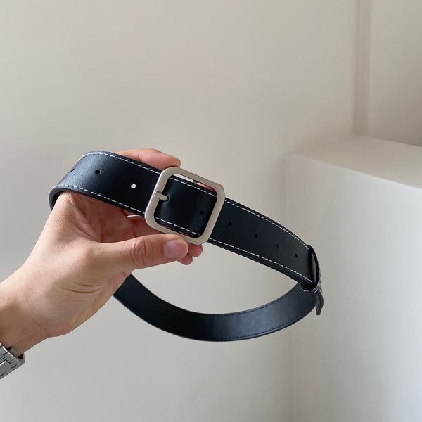 xiaoming bene square buckle white thread black simple korean couple belt, Black;brown
xiaoming bene square buckle white thread black simple korean couple belt, Black;brown