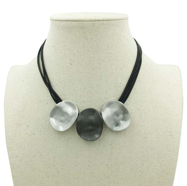 pendant necklaces oval alloy necklace multilayer leather rope chain choker trendy statement 2021 vintage jewelry, Silver
pendant necklaces oval alloy necklace multilayer leather rope chain choker trendy statement 2021 vintage jewelry, Silver